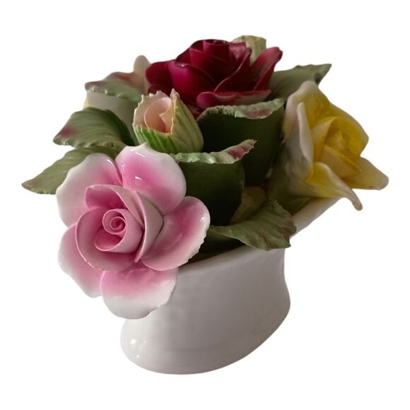 Aynsley Porcelain Flower Basket June Rose Hand Molded England Vintage TINY CHIP. - Picture 12 of 16